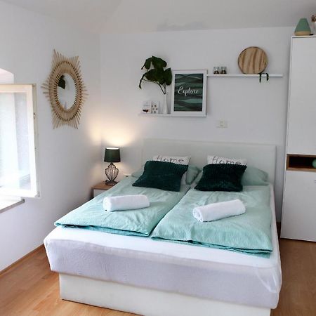 Cool & Romantic Studio In Portoroz Jb3 Exterior photo